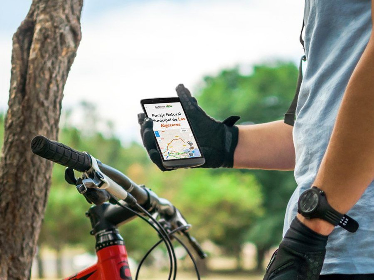 Diseñamos la página Web del paraje Los Algezares ubicado en Aspe